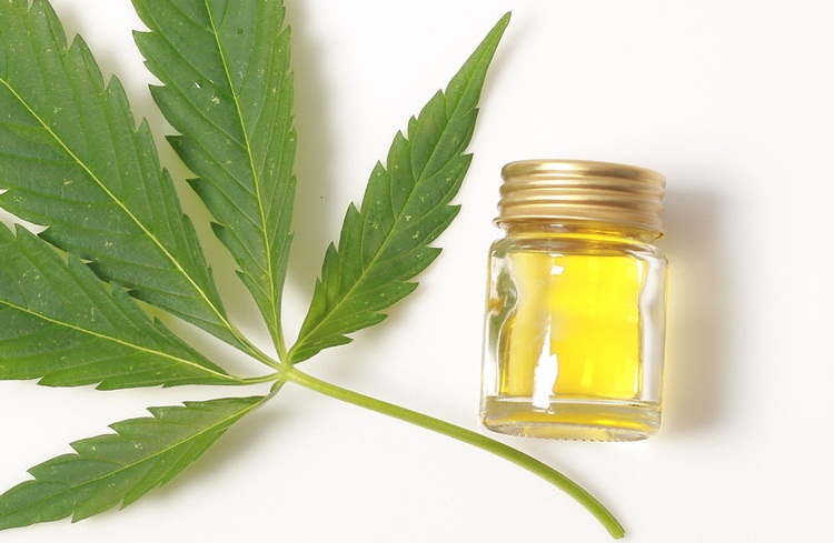 Face Time: How Hemp Oil Benefits Your Skin 